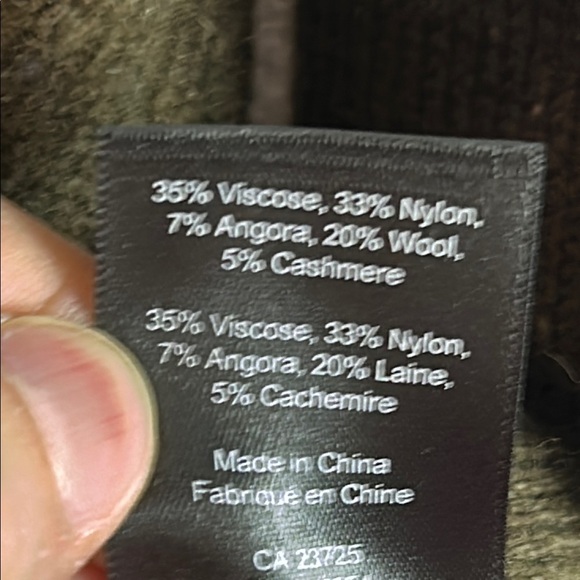 Aritzia Talula Olive Angora Wool Cashmere Blend Knit Pullover Size Small - Picture 8 of 9